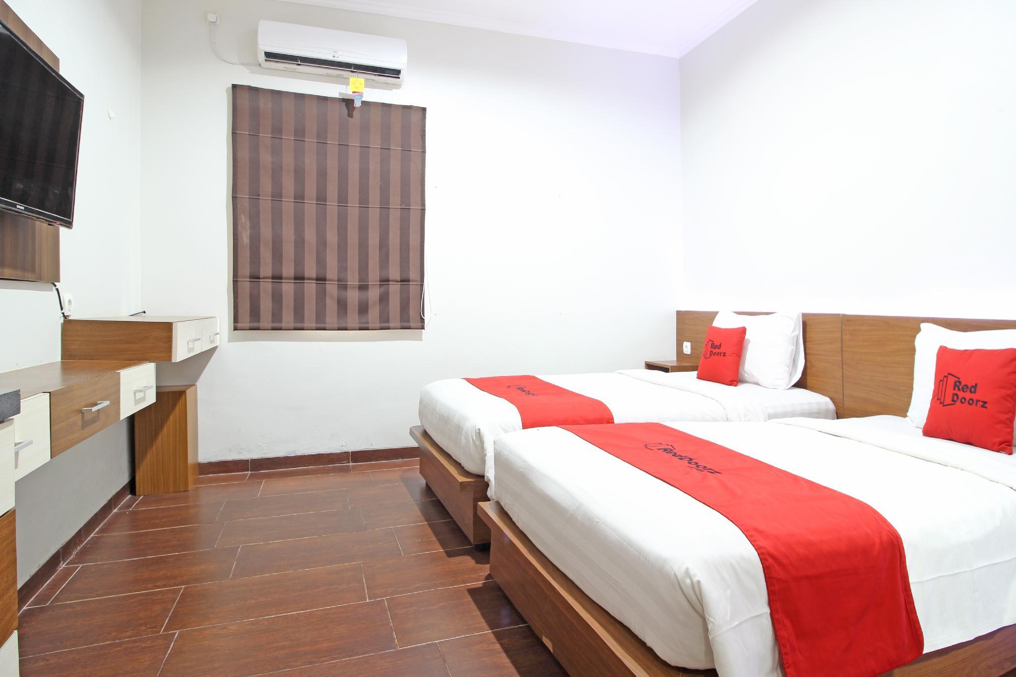 Reddoorz Near Jogja City Mall Melati Ngoại thất bức ảnh