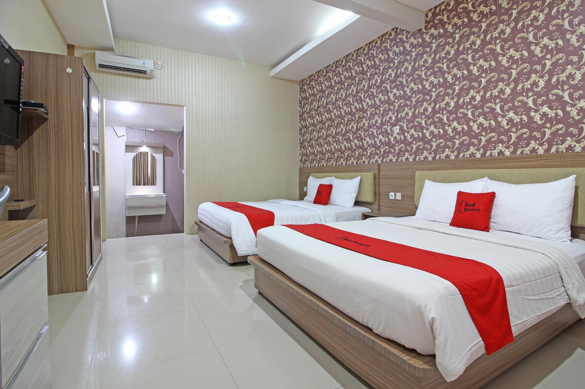 Reddoorz Near Jogja City Mall Melati Ngoại thất bức ảnh